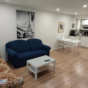 Spacious Basement One Bedroom Apartment, Wifi. Montreal